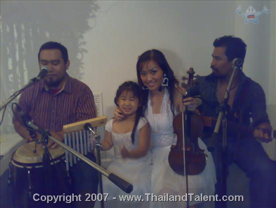 Thailand Talent - MC, Pretty, Singers, Dancers, Promotion Girls, Modeling, Recruitment Agency For The Entertainment Industry Bangkok - http://www.thailandtalent.com?amamshow