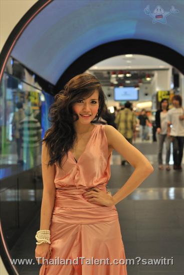 Thailand Talent - MC, Pretty, Singers, Dancers, Promotion Girls, Modeling, Recruitment Agency For The Entertainment Industry Bangkok - http://www.thailandtalent.com?sawitri