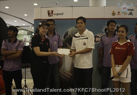 Thailand Talent - MC, Pretty, Singers, Dancers, Promotion Girls, Modeling, Recruitment Agency For The Entertainment Industry Bangkok - http://www.thailandtalent.com?KFC7ShootPL2012