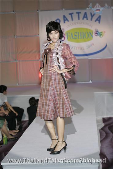 Thailand Talent - MC, Pretty, Singers, Dancers, Promotion Girls, Modeling, Recruitment Agency For The Entertainment Industry Bangkok - http://www.thailandtalent.com?bighead