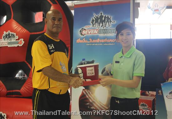 Thailand Talent - MC, Pretty, Singers, Dancers, Promotion Girls, Modeling, Recruitment Agency For The Entertainment Industry Bangkok - http://www.thailandtalent.com?KFC7ShootCM2012